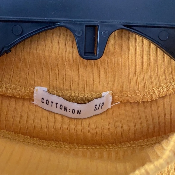 Gold Turtleneck Crop Top - Adult Small - Picture 2 of 2